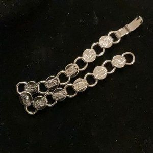 SARAH COVENTRY YOUNG N GAY Bracelet Vintage Floral Silver Toned 7 1/4”